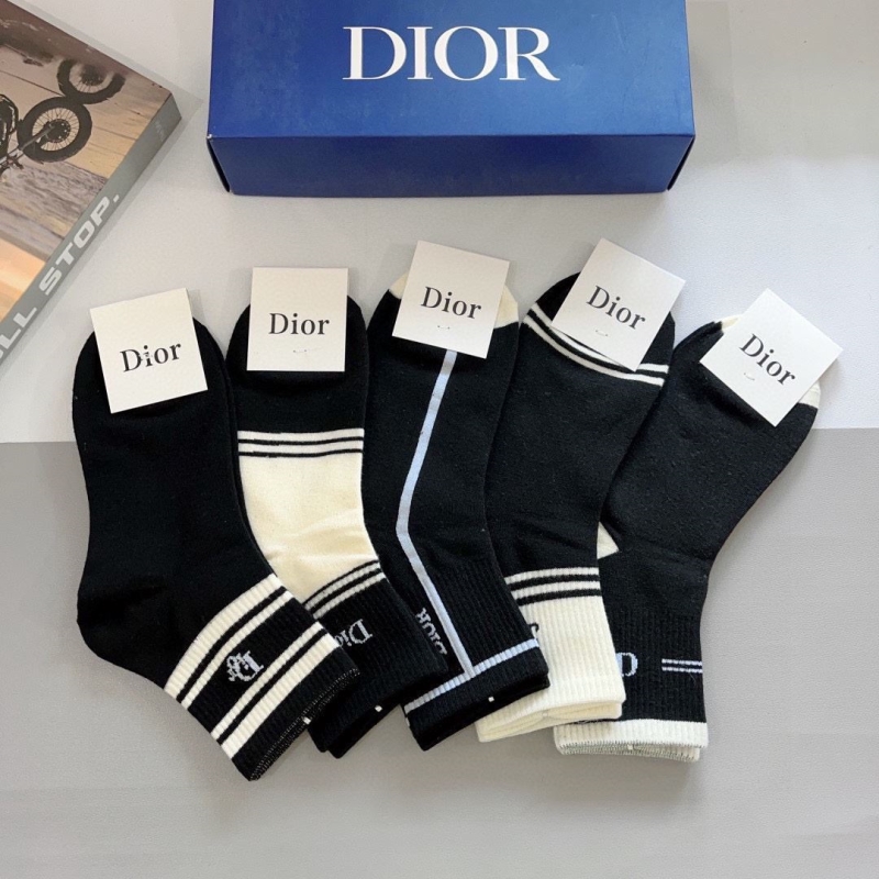 DIOR